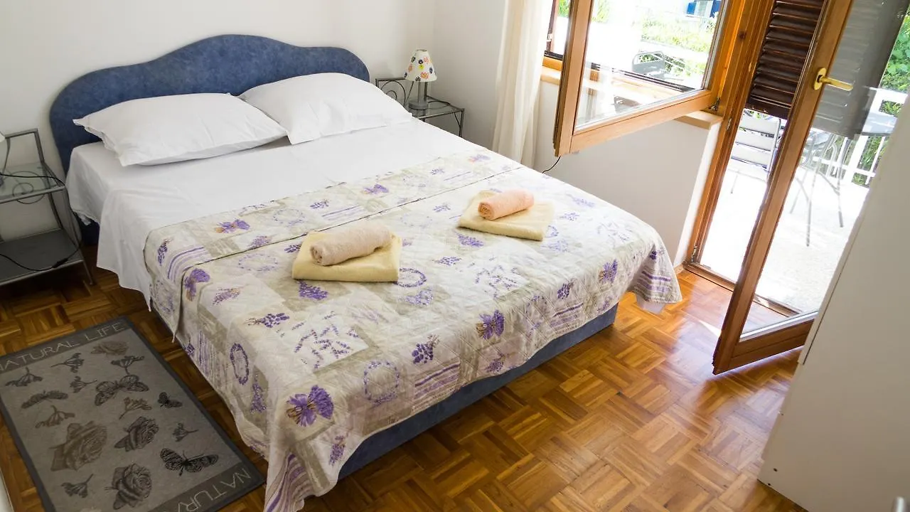 Apartments House Monty 말린스카